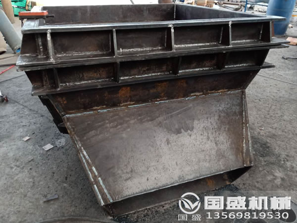 毛石振動落砂機 毛石振動落砂機